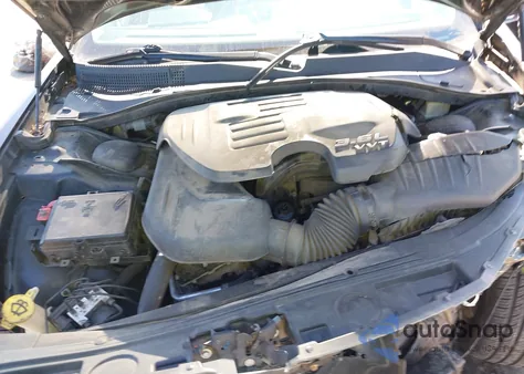 2016 Chrysler 300 Anniversary Edition z USA, uszkodzony, nr VIN 2C3CCARG5GH170892